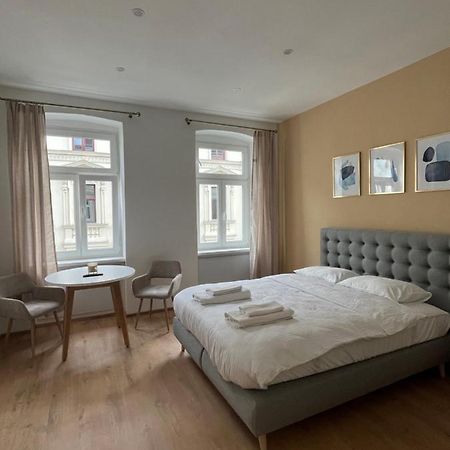 Apartment Near Metro & Netflix Вена Экстерьер фото
