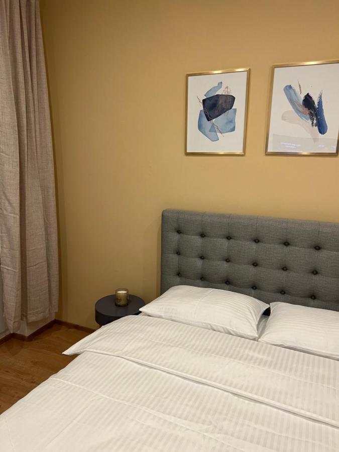 Apartment Near Metro & Netflix Вена Экстерьер фото